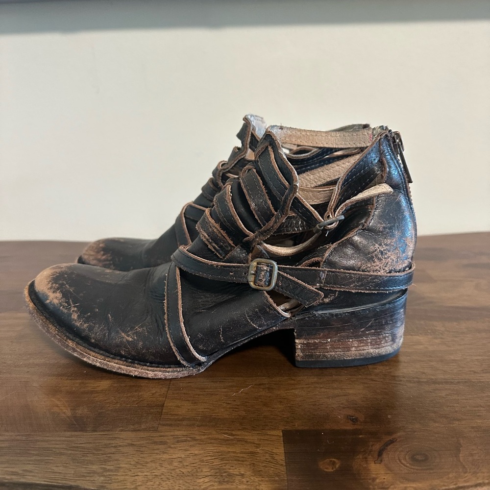 Freebird by Steven booties